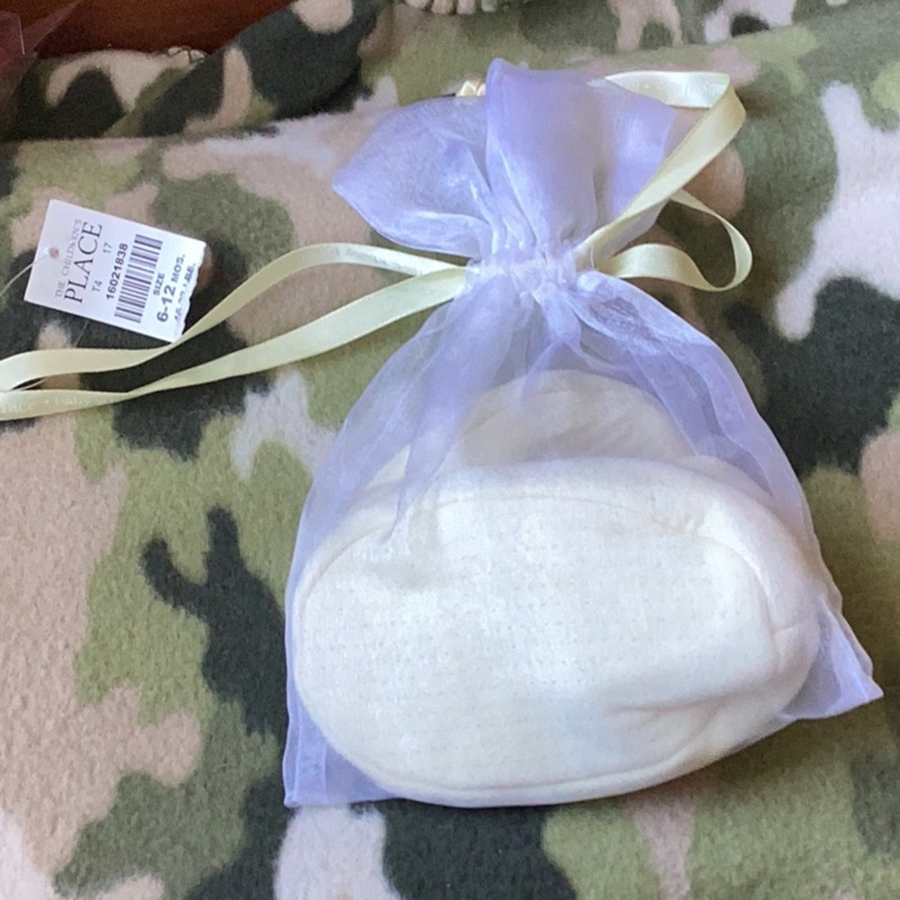 Cream Baby Booties in Organza Bag
